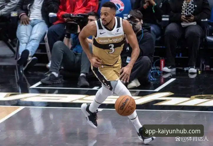 CJ-麦科勒姆1年2100万续约老鹰：NBA自由市场策略深度评测